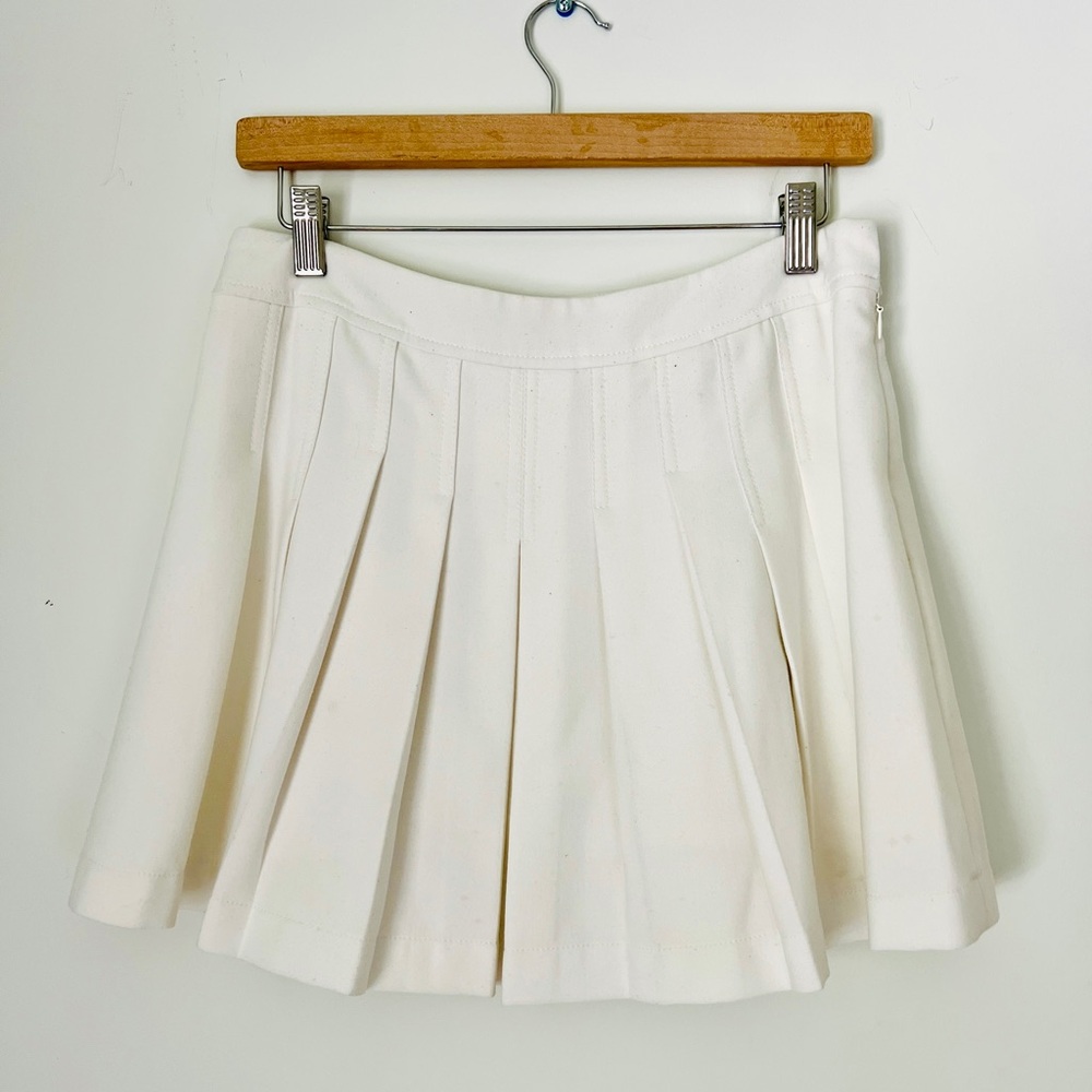 BCBGMaxAzria Pleated White Skirt